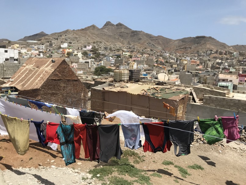 Clothes drying in front of a house 